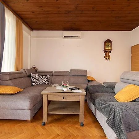 6695a Apartamento *