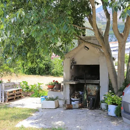 6695a Tučepi
