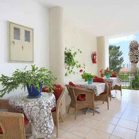Apartment 6695a