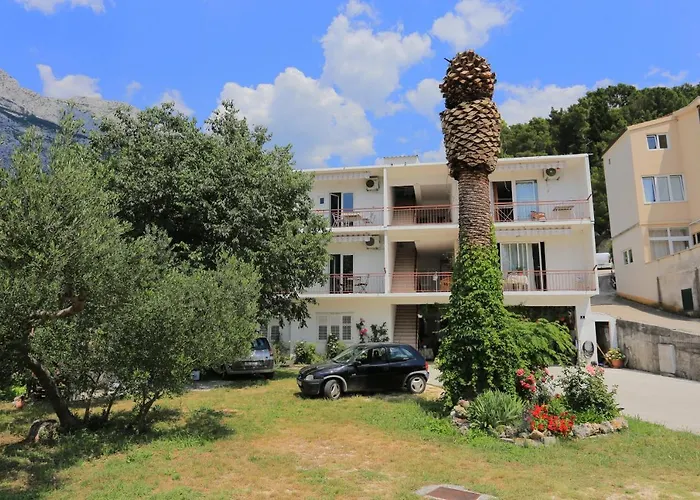 Apartment 6695a *